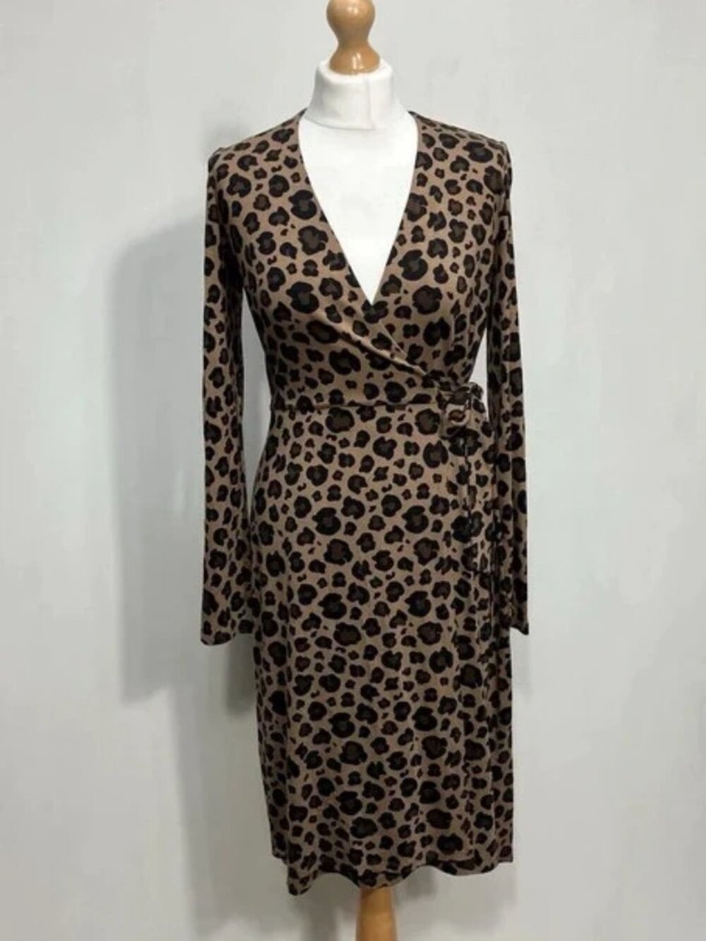 Women’s Hobbs Delilah Wrap Dress Size  8 Brown Leopard Animal Print Jersey